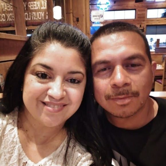 Meet your Posher, Carlos - Picture 1 of 1